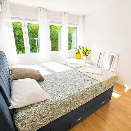 Appartement Great Flat Few Minutes From The Beach! Pula