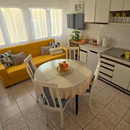 Appartement Great Flat Few Minutes From The Beach! Pula