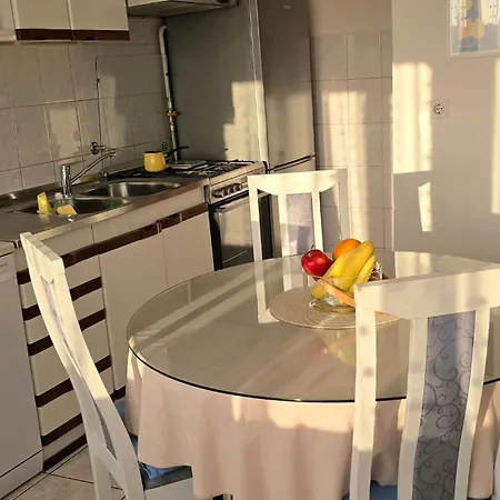 Great Flat Few Minutes From The Beach! Appartement Pula